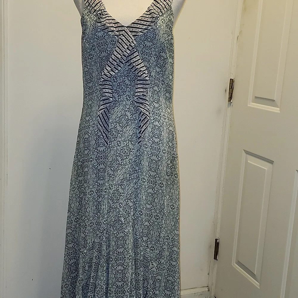 Cabi Maxi Slip Dress Flowy Size 8 Romantic Sexy Party - Picture 1 of 10